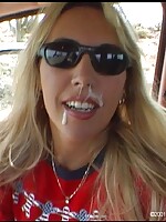 mature nylon pussy feets
