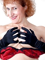 older women are so hot